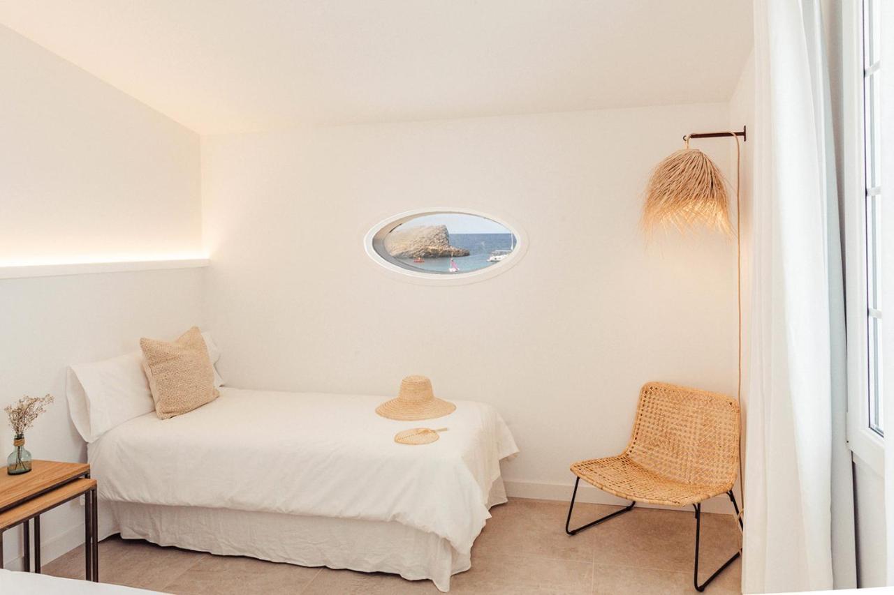 Apartamento Las Golondrinas Arenal - Adults Only Arenal d'en Castell Zewnętrze zdjęcie